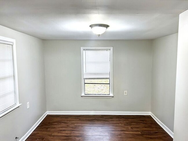 Building Photo - 1755 Circlewood Dr