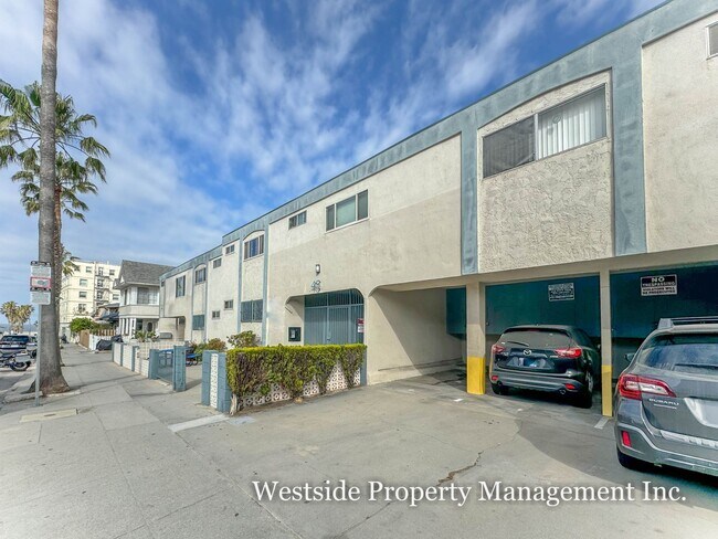 Foto del edificio - 45 Rose Ave
