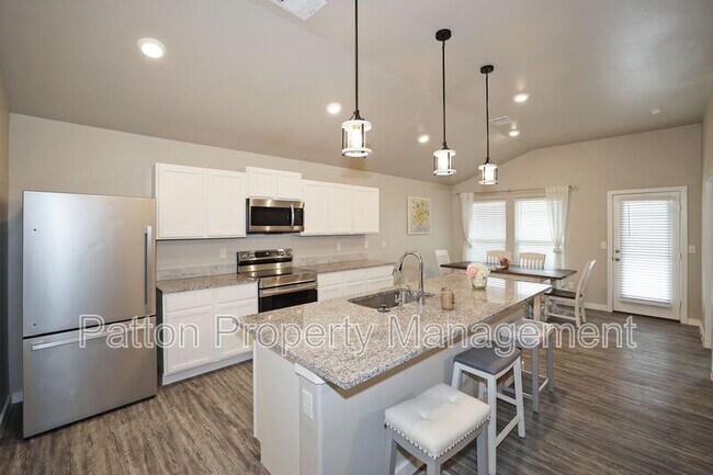 Building Photo - 7717 Bellamy Dr