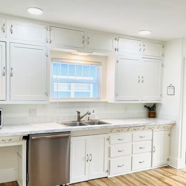 Foto del edificio - Beautiful Historic Home on Front Street in Lynden