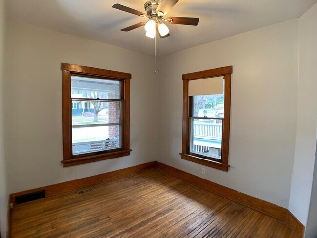 Building Photo - 2509 B Street
