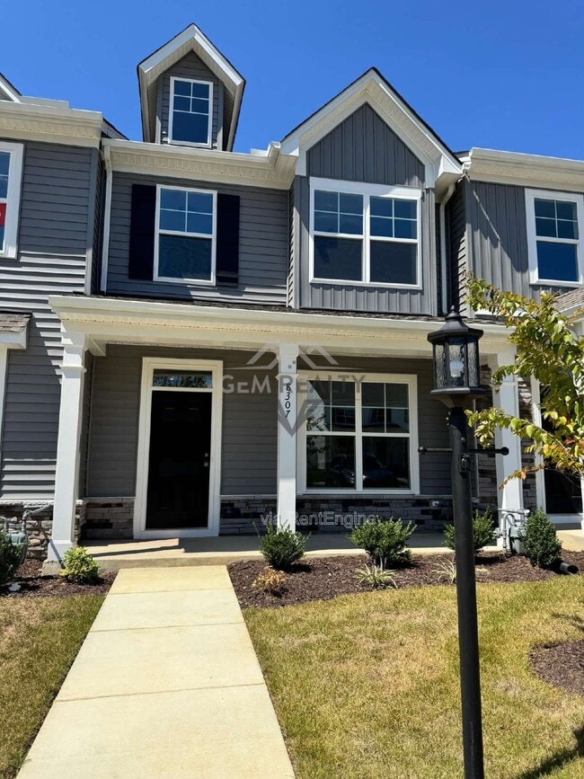 Building Photo - 8307 Scott Pl