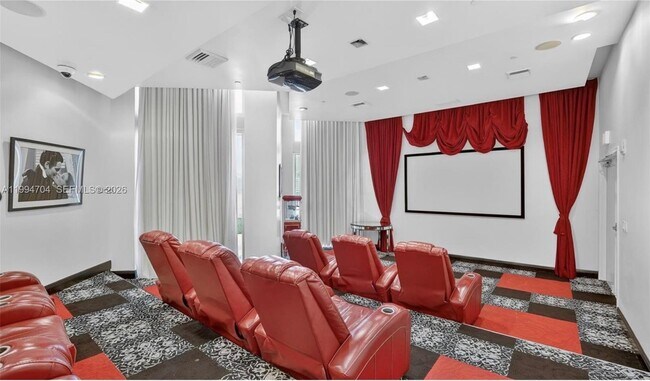 Foto del edificio - 350 S Miami Ave