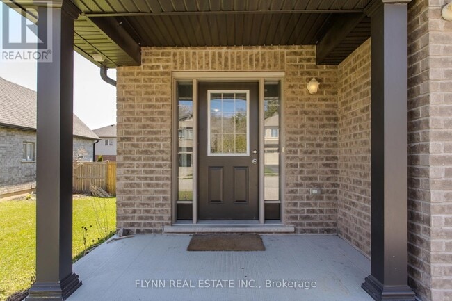 Building Photo - 246 Woodway Trail