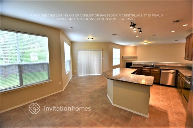 Building Photo - 8441 Shallow Creek Dr