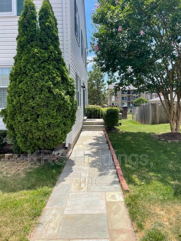 Foto del edificio - 12937 Ridgemist Ln