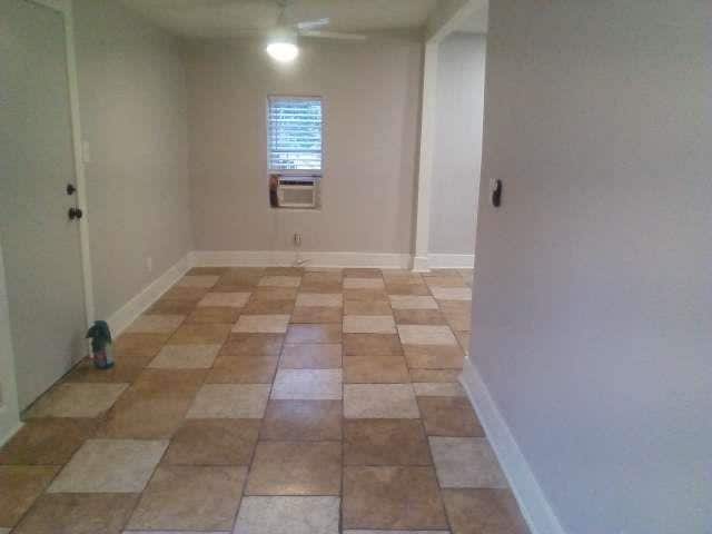 Foto del edificio - 2113 River Rd