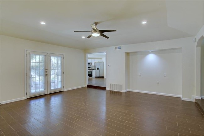 Building Photo - 1702 Colony Creek Dr
