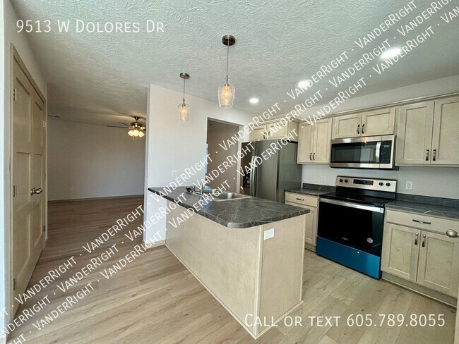 Foto del edificio - 9513 W Dolores Dr