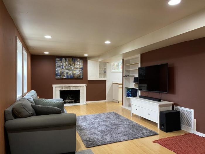 Primary Photo - 1 bedroom in Seattle WA 98199