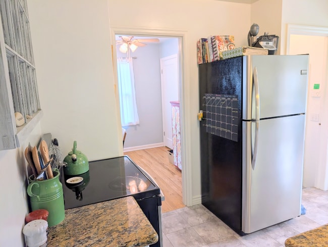 Foto del edificio - 4914 N Cedar St