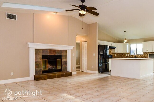 Foto del edificio - 3 br, 2 bath House - 2360 Date Palm Dr