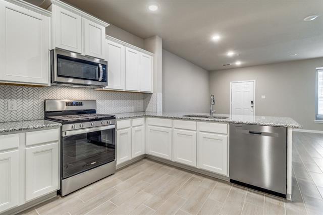 Building Photo - 3740 Paradise Way