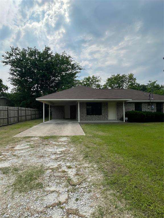 Building Photo - 201 Pinecrest Rd