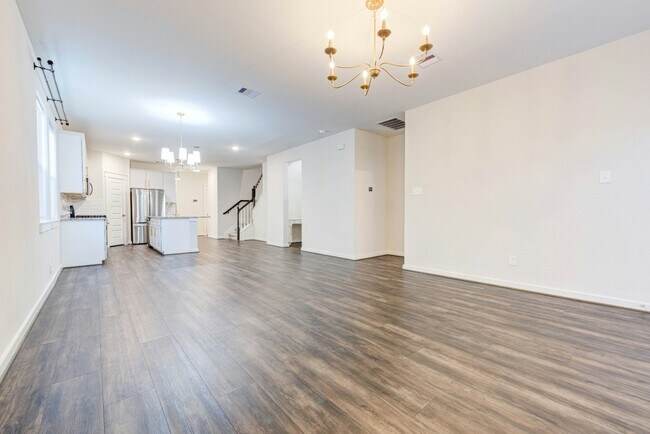 Building Photo - 7511 Coral Ter Dr