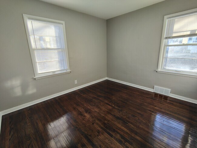 Foto del edificio - 624 Alliance Ave