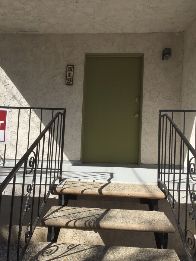 Foto del edificio - 519 N Francisca Ave