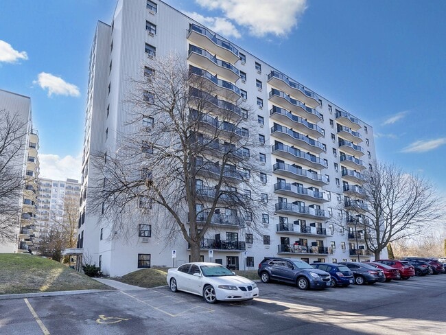 Building Photo - Garden Vista Apartments