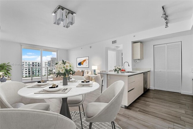 Building Photo - 4250 Biscayne Blvd