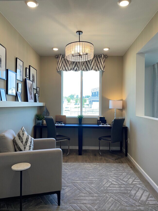 Model Home: Office - 1513 E 3rd Ave