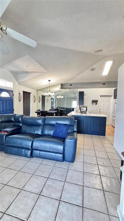 Foto del edificio - 6904 Long Needle Ct