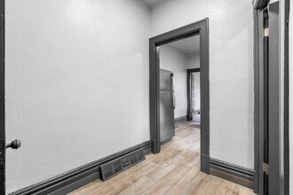 Building Photo - 1306-1308-1308 Complete St