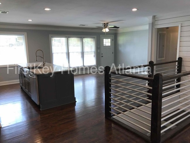 Foto del edificio - 2026 Parker Ranch Rd SE