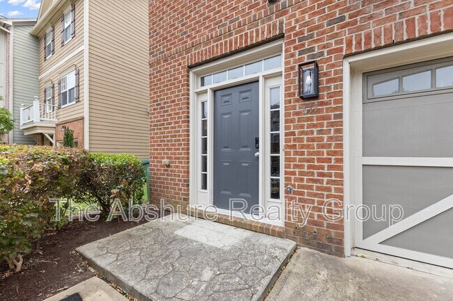 Foto del edificio - 611 Carlton Commons Ln