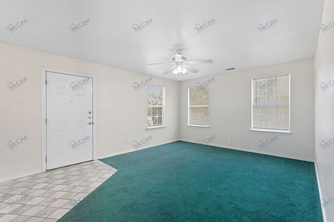 Foto del edificio - 509 W Cedar St