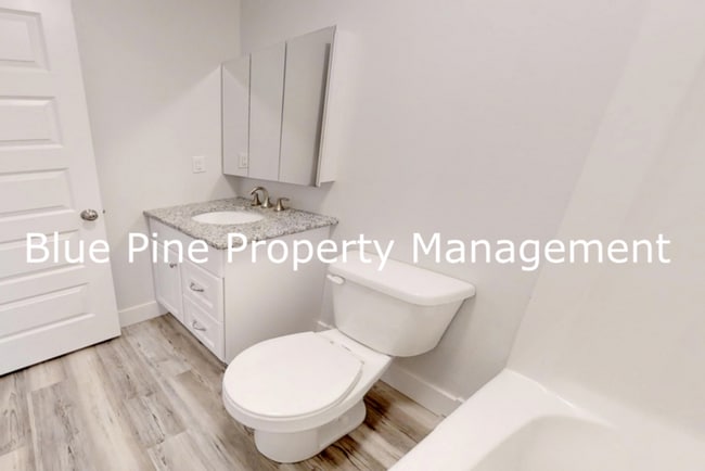 Foto del edificio - 270 Opal Ct