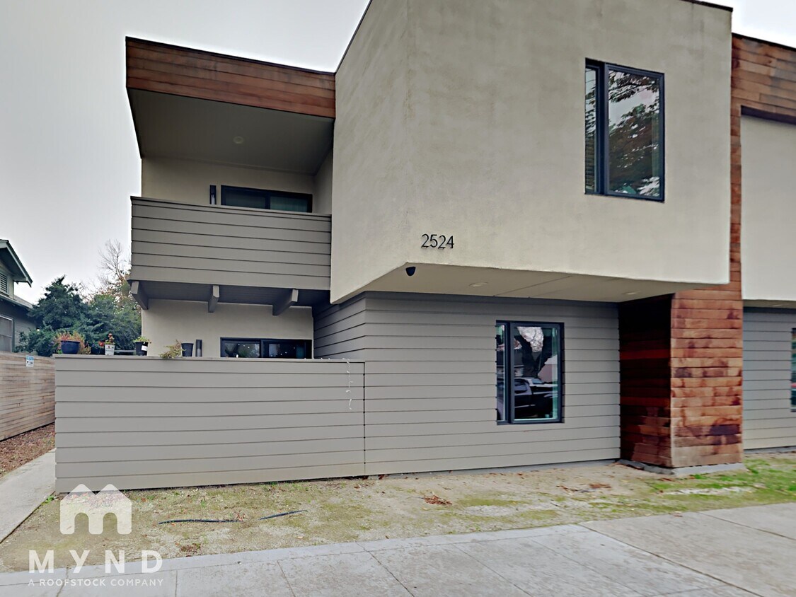 Primary Photo - 2524 T St