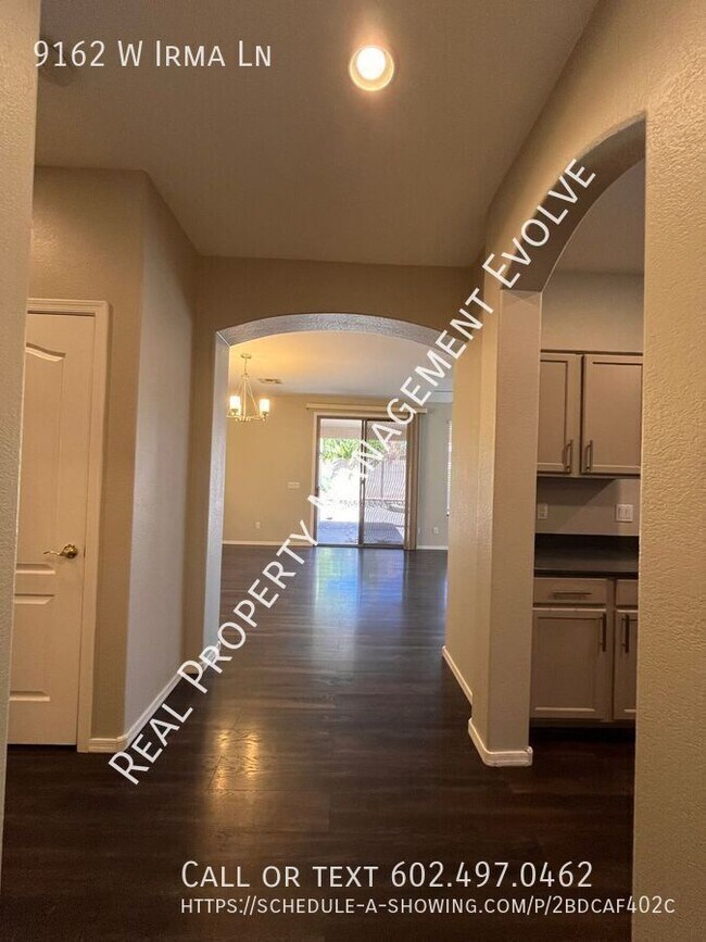 Foto del edificio - 9162 W Irma Ln