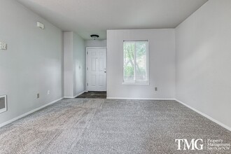 Building Photo - 2816 Falk Rd
