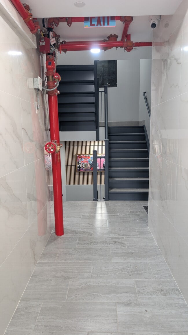 Foto del edificio - 501 Central Ave