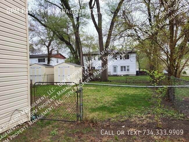 Foto del edificio - 33060 Alanson St