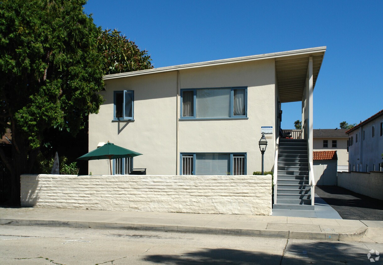 Foto del edificio - 221 Natoma Ave