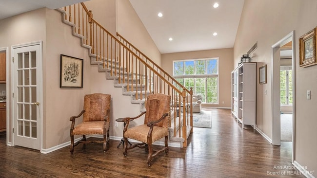 Photo - 50145 Tottenham Ct House