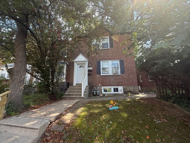Photo - 3830 Berkley Avenue Apartment