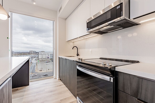 Photo du bâtiment - 5 York Garden Wy