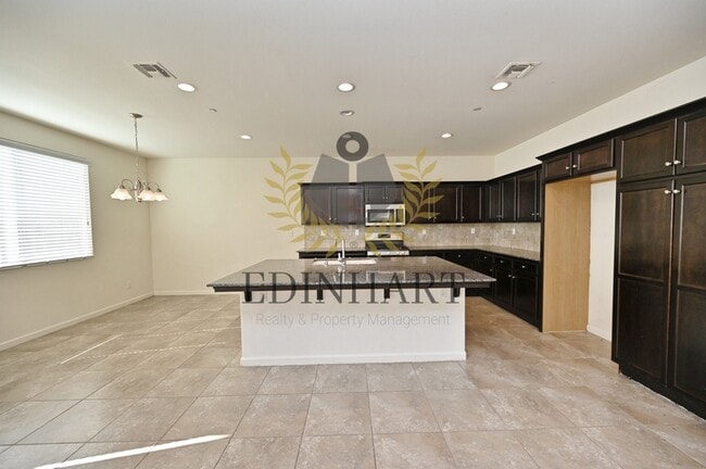 Foto del edificio - 3834 Sussex Ave