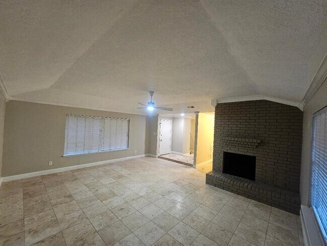 Foto del edificio - 17210 Cutter Way