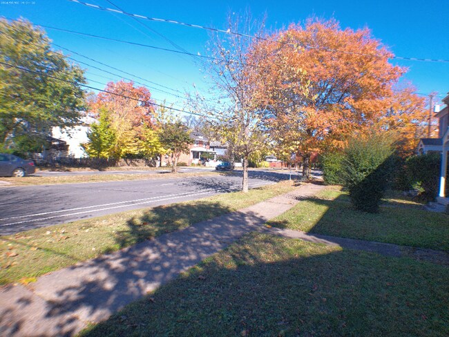 Foto del edificio - 3004 Semmes Ave