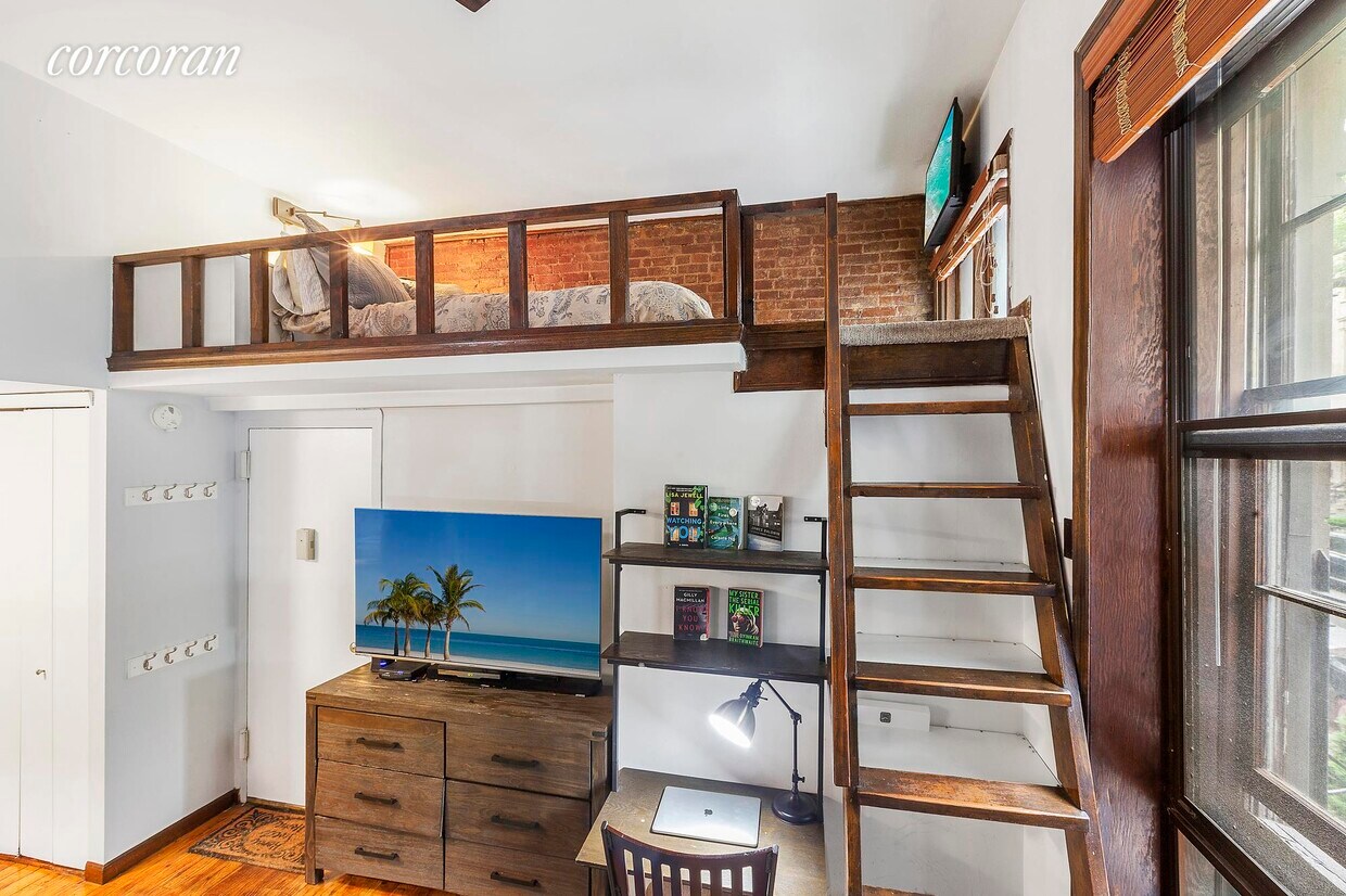 Foto del edificio - 169 W 73rd St