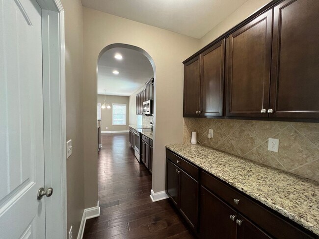 Foto del edificio - 1031 Liberty Ln