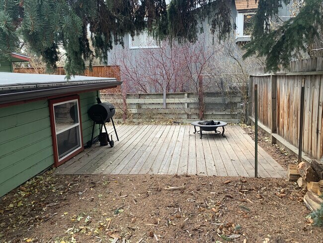 Foto del edificio - 45 E Karns Ave