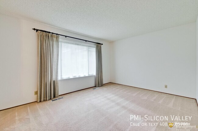 Foto del edificio - 22684 Liberty Oak Ln