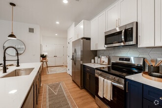 2BR, 2BA - 1,214SF - Chestnut - Kitchen - The Lennox at Copperleaf