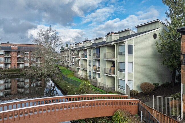 Puente - Waterbrook Loft and Apartments