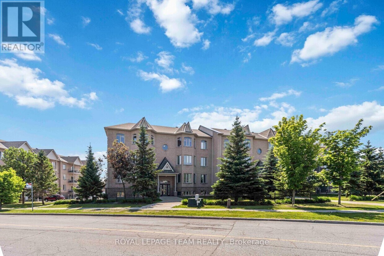Primary Photo - 2090-2090 Valin St