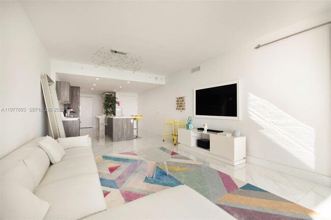 Foto del edificio - 3131 NE 7th Ave